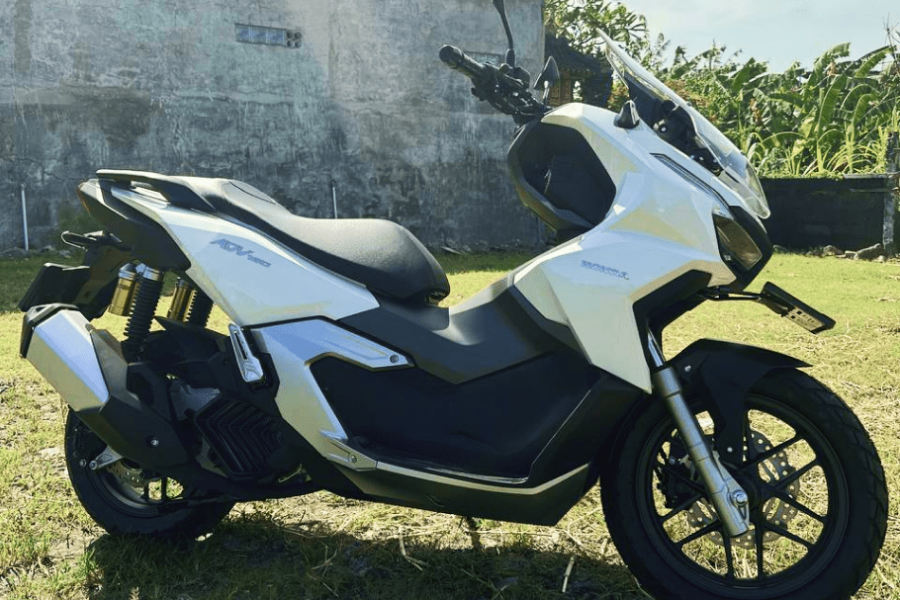 Rent Honda adv abs at Lilu Rental in Bali